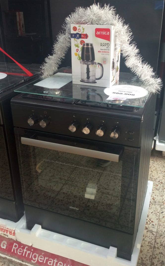 Cuisinière à gaz Simfer 6455-SGGTB noire 4 feux 60x60